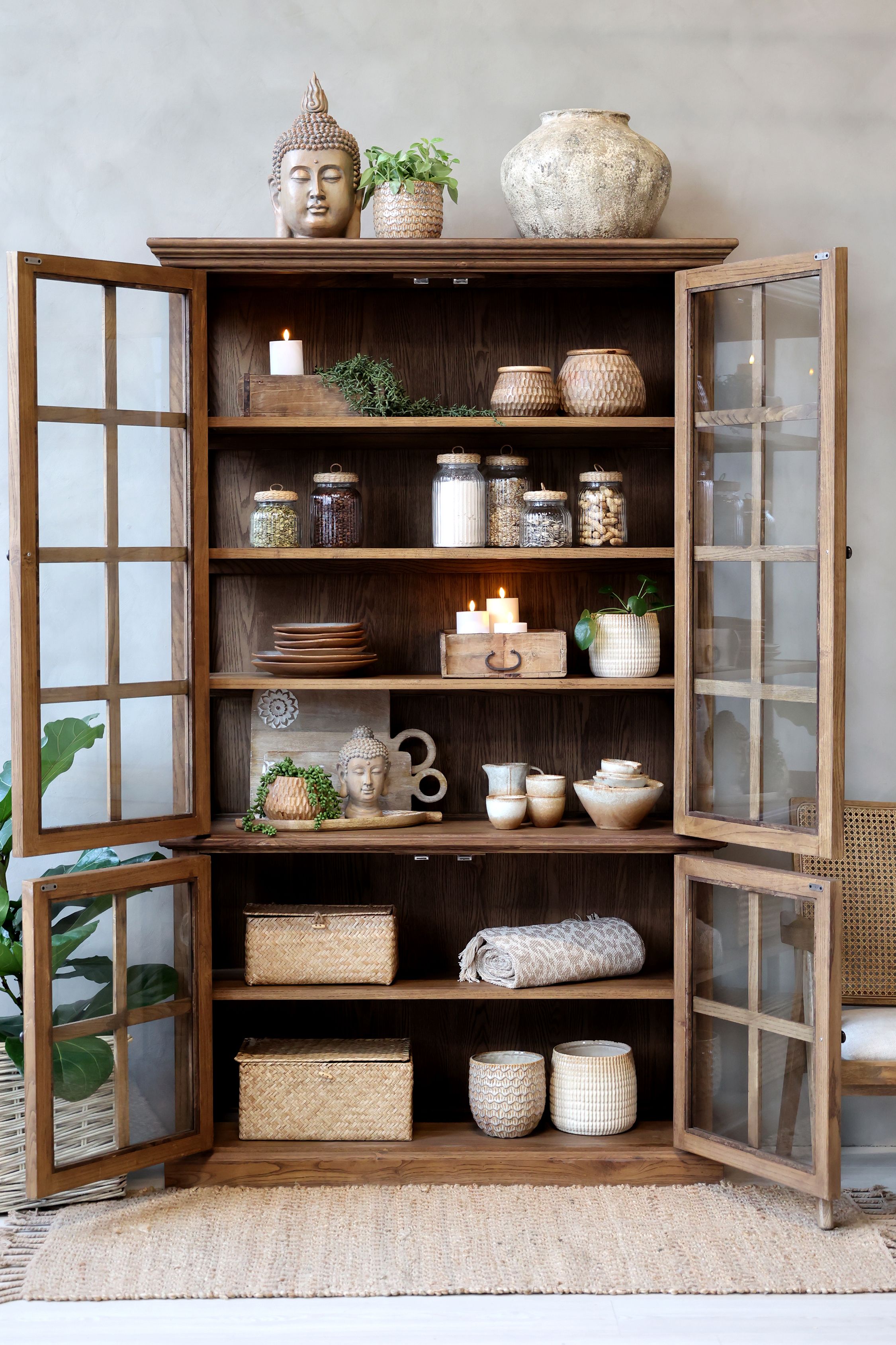 Vaisselier 4 portes et tablettes